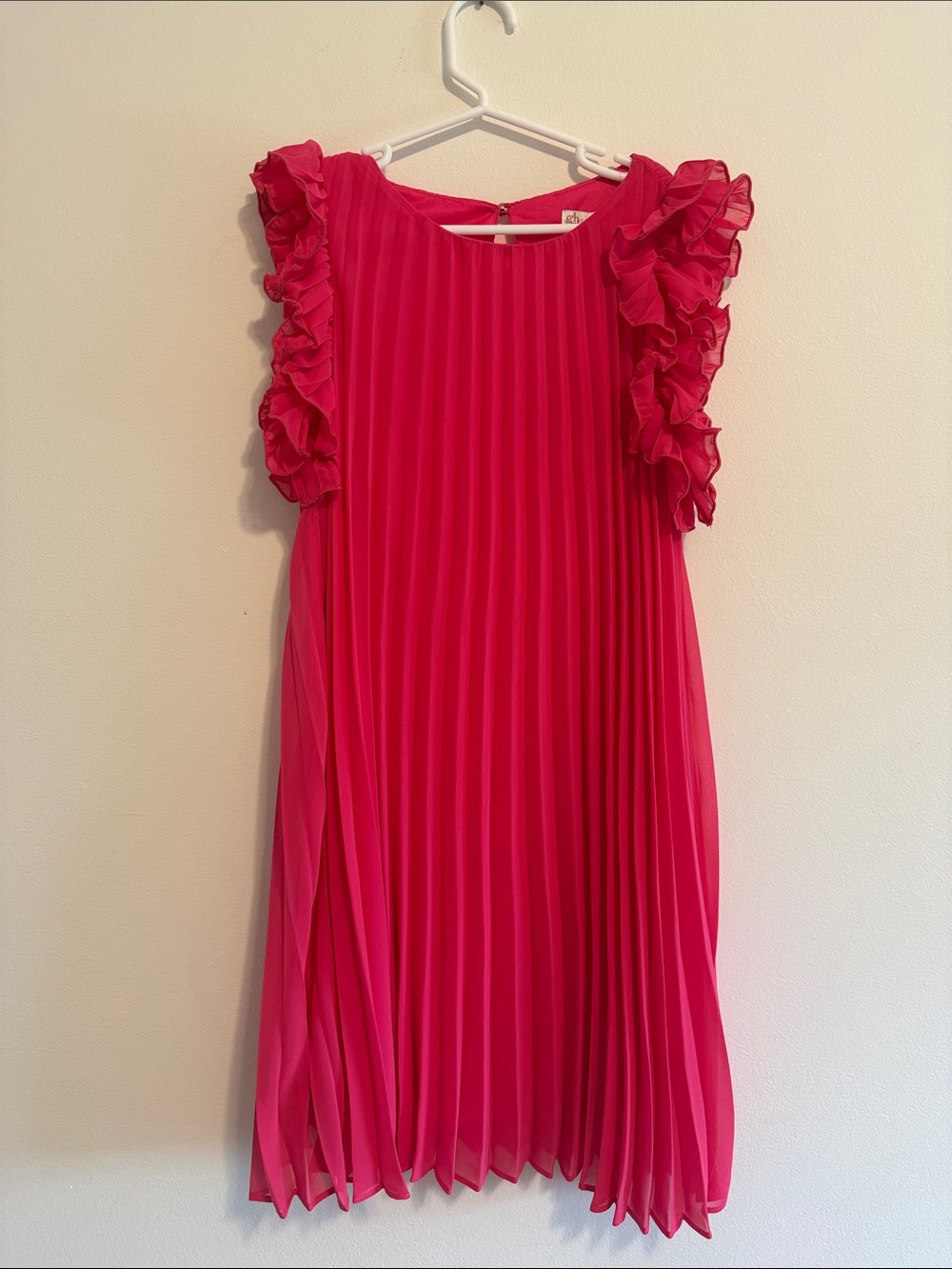 NWT GB girls Hot Pink Pleated Dress with Ruffle at ShoulderS